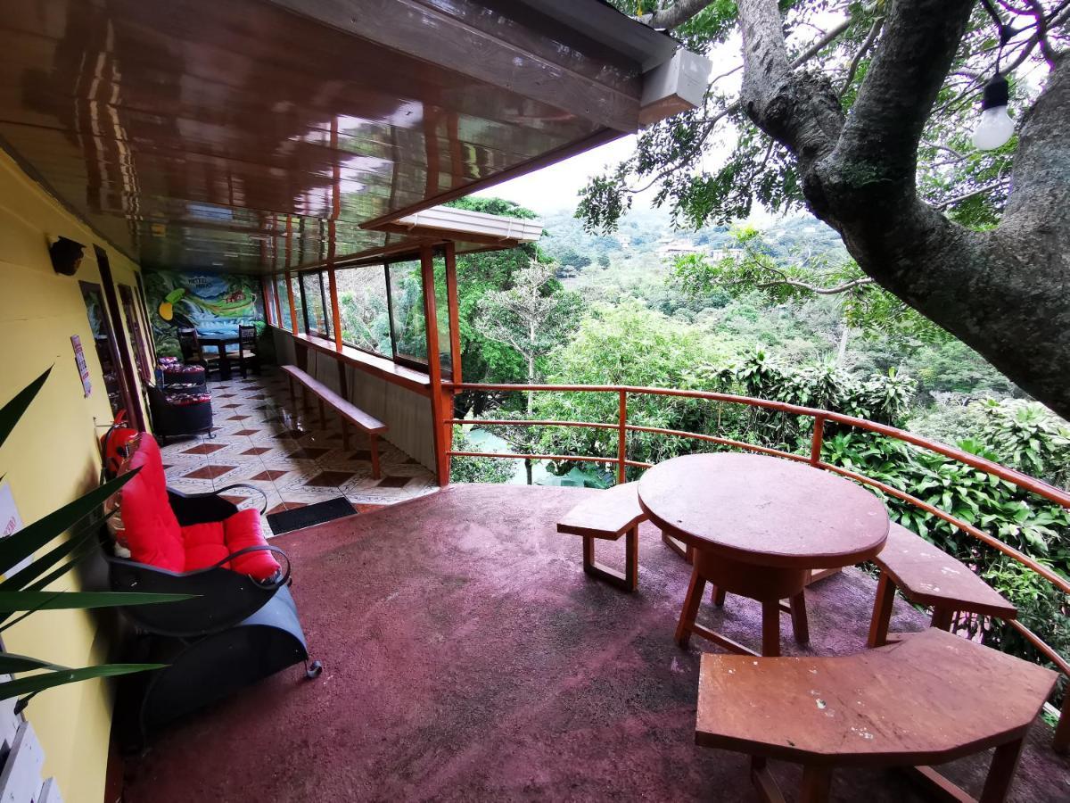 Mora'S Place B&B Monteverde Екстериор снимка